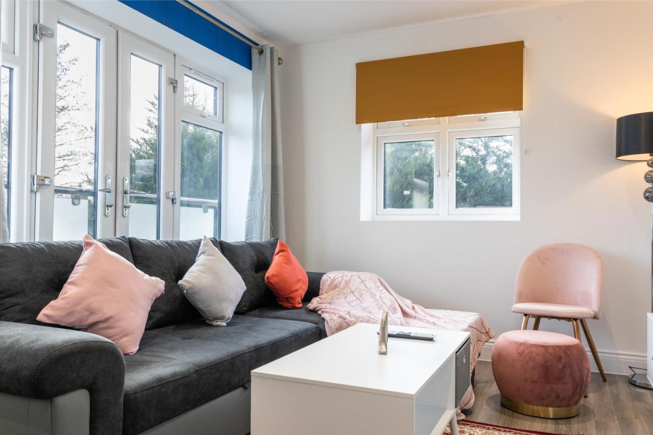 The Butterfly: Elegant 2-bed Near Hatfield Apartment Hatfield (Hertfordshire)